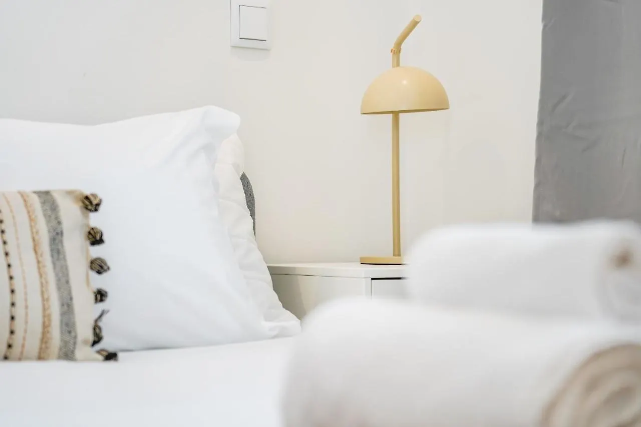Apartment Vila Lopes Lisbon