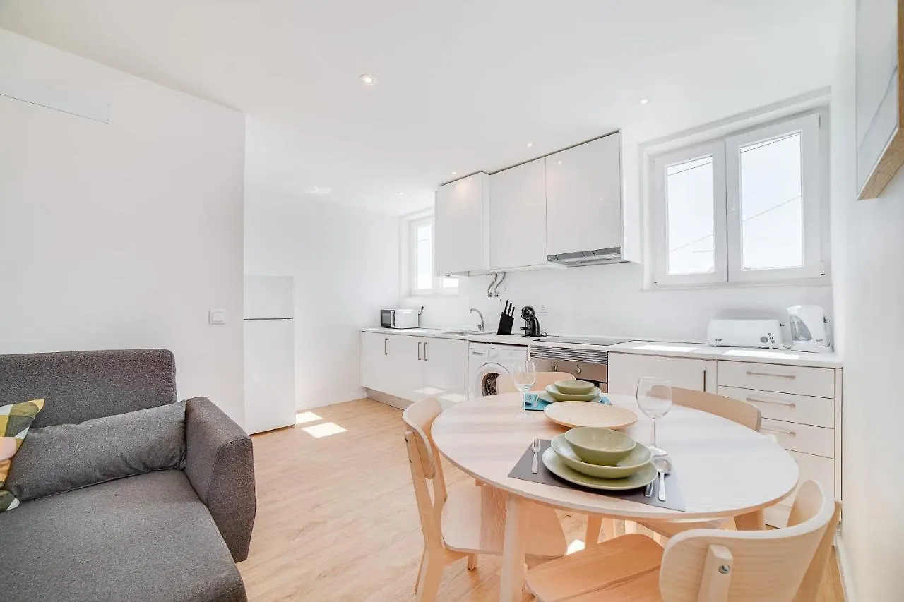 Apartment Vila Lopes Lisbon