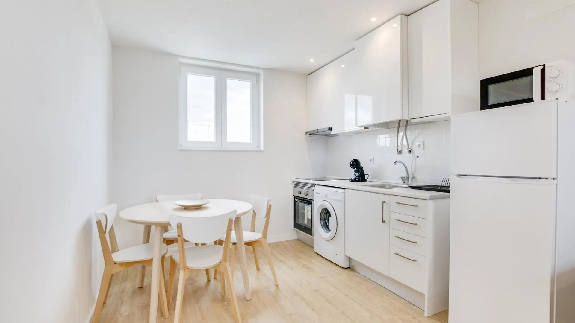 Vila Lopes Lisbon Apartment