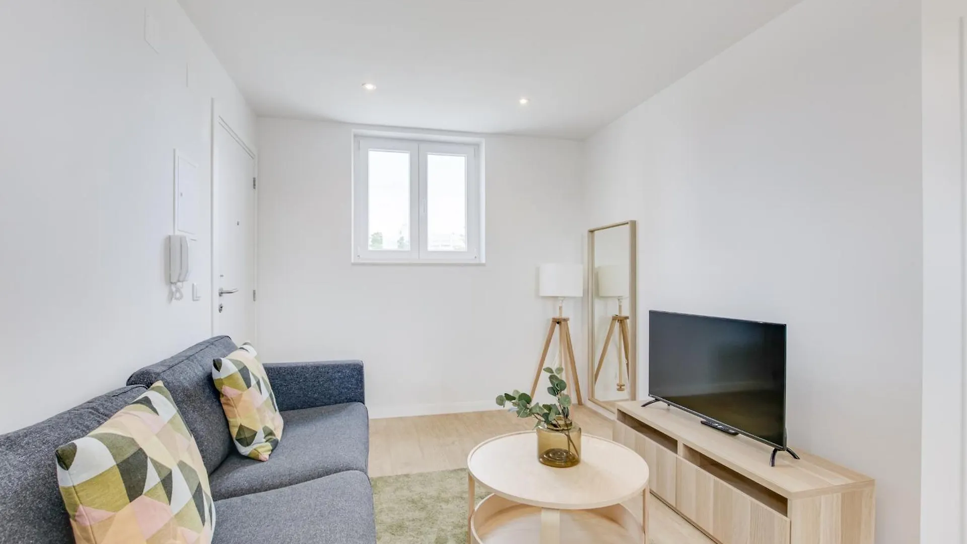 Vila Lopes Lisbon Apartment