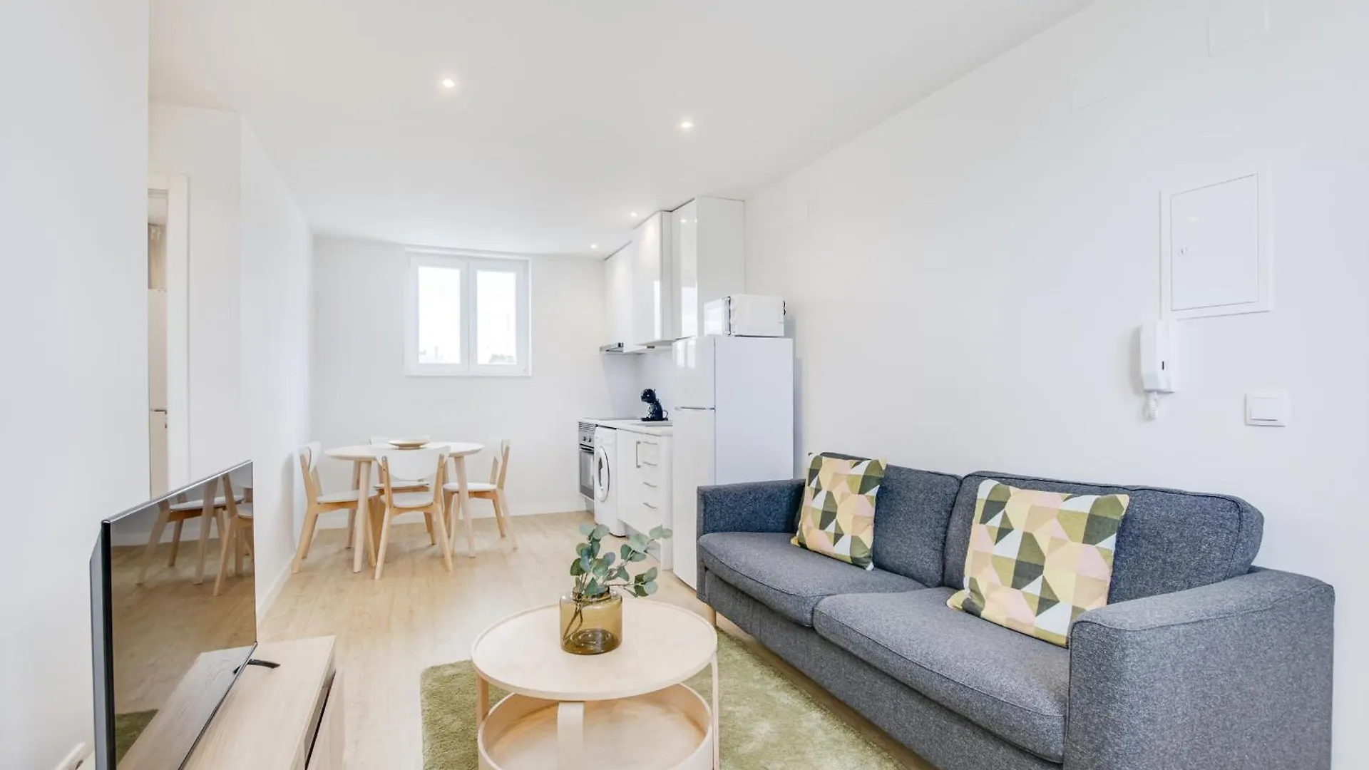 Vila Lopes Lisbon Apartment